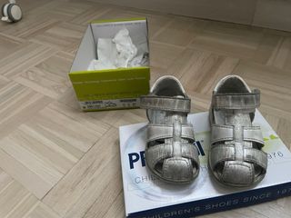 Sandali primigi taglia 21