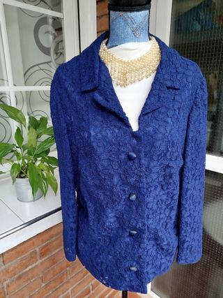 Chaqueta azul eléctrico