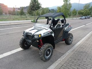 Polaris RZR 900 xp EFI 2011