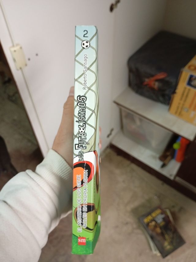 Los Futbolísimos 2: El misterio de los siete goles en propia puerta (Spanish Edition)