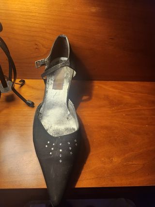 Zapato de salón negro 