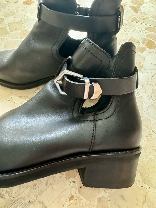 Botines piel moteros negro