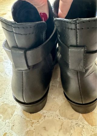 Botines piel moteros negro