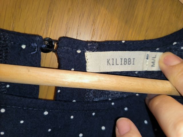 Vestido corto. Marca Kilibbi. Talla ML