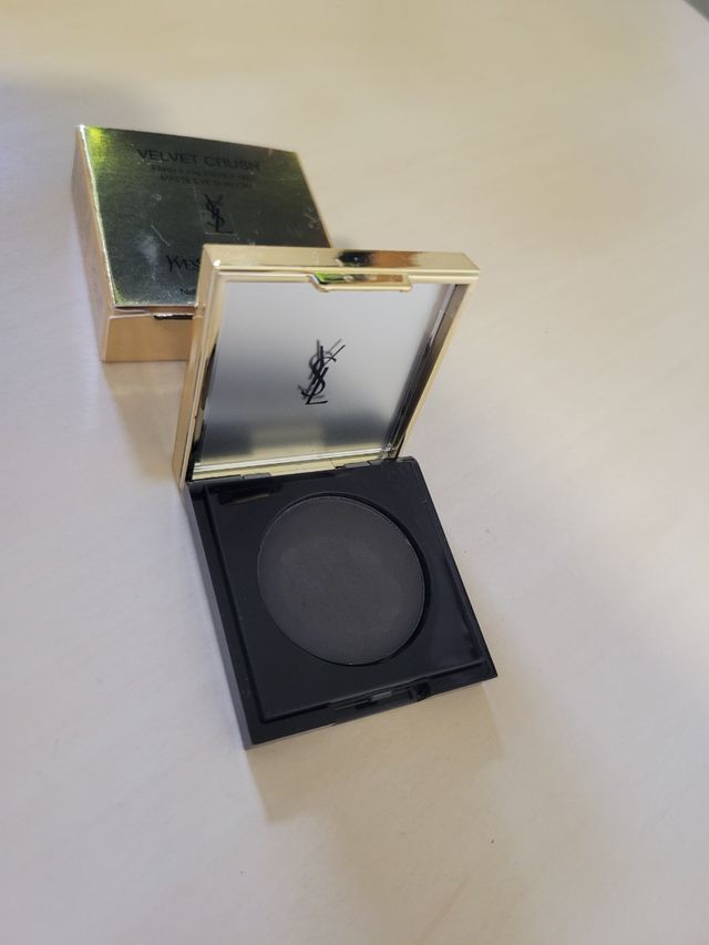 Ombra occhi nera opaca