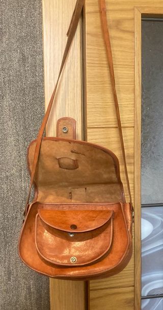 Bolso de cuero artesano