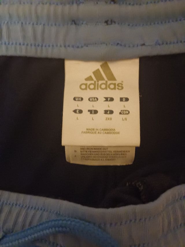 Pantalón corto deporte ADIDAS talla L