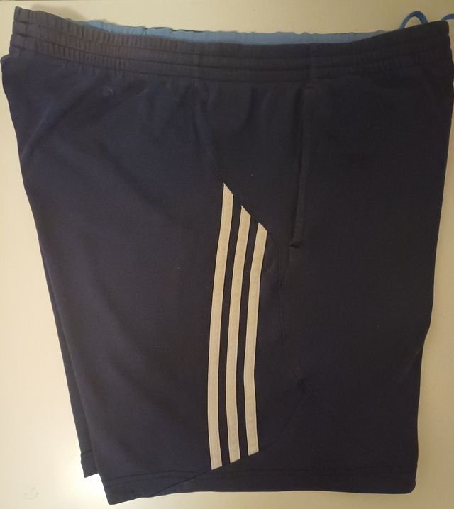 Pantalón corto deporte ADIDAS talla L