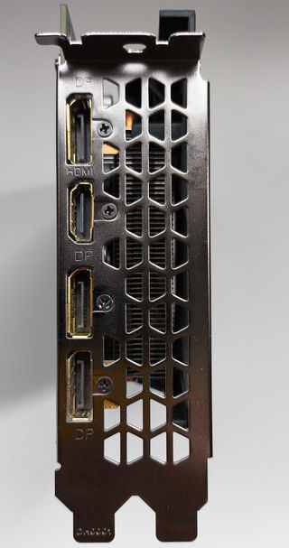 Tarjeta Gráfica Gigabyte GTX 1660 TI mini