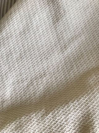 Colcha beis individual