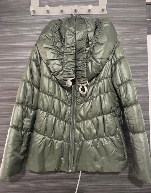 Giubbino corto invernale da donna