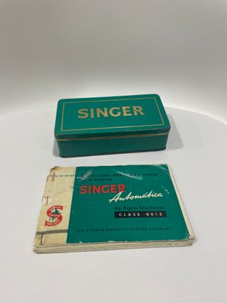 SINGER Máquina de coser, con pedal (1961)