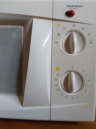 Forno microonde combinato Daewoo mod.KOG-6D07