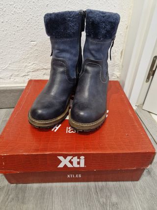 Botines de Xti
