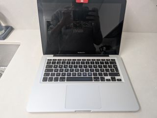 MacBook pro 13" i5 2011