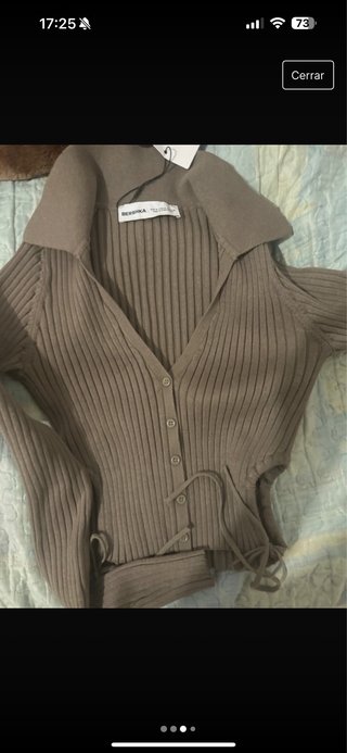 Cardigan Cuello polo Bershka