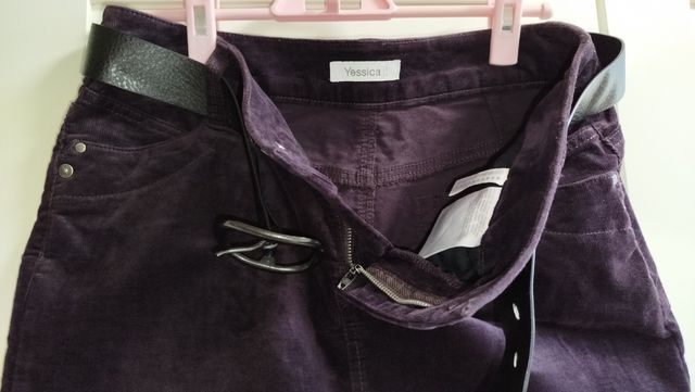 Minifalda morada talla 42 pana elastica