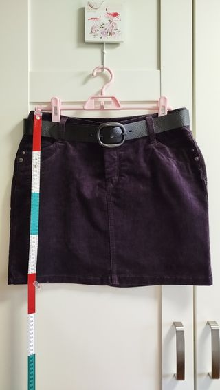 Minifalda morada talla 42 pana elastica
