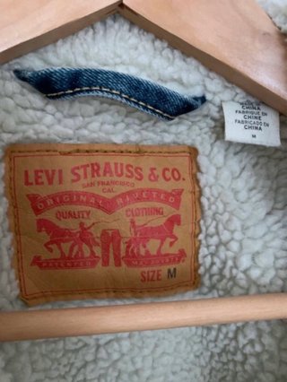 Chaqueta vaquera levis de borrego