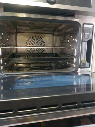 Horno de vapor 3 en 1  marca cecotec  