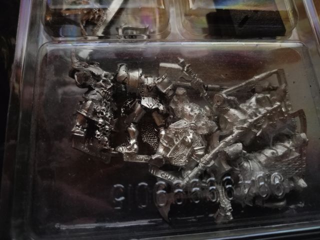 Guerreros del caos elegidos Warhammer metal