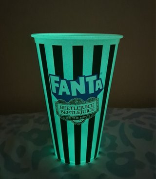 2 Vasos Beetlejuice brillantes