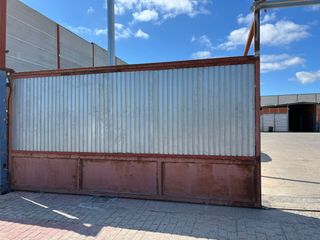 Puerta corredera 5x2,20m