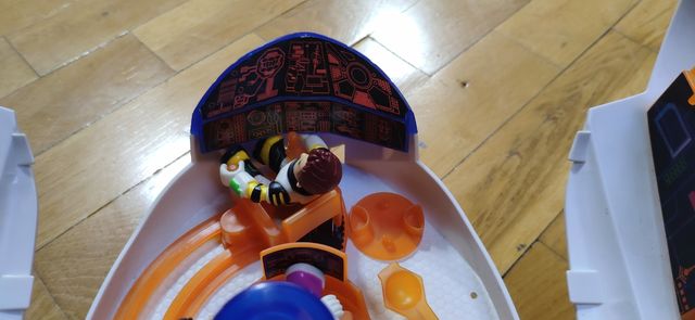 Nave espacial miles del futuro