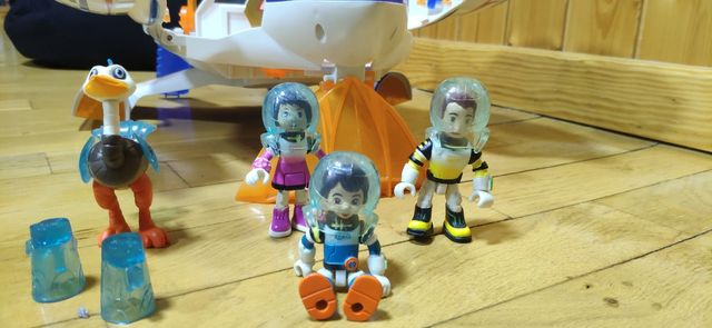 Nave espacial miles del futuro