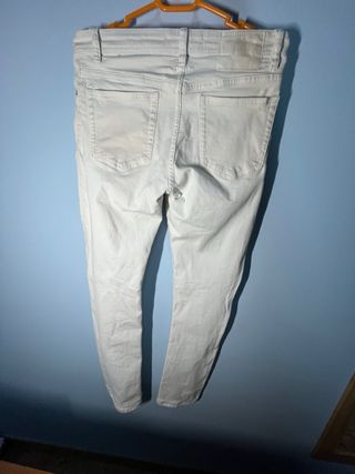 Pantalón blanco hombre mango