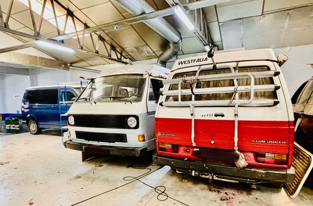 VW T4 Panel Puerta Conductor c/Guantera ref.133