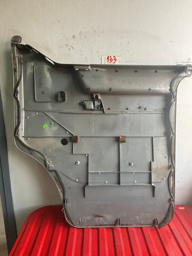 VW T4 Panel Puerta Conductor c/Guantera ref.133