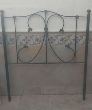 Cabecero forja.