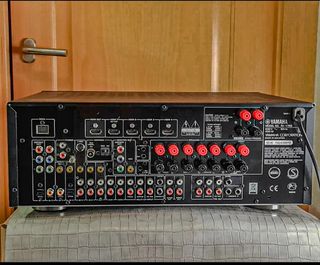 Yamaha RX-V765 AV receiver 7.2