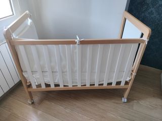 Cuna Bebe Mi cuna madera natural.