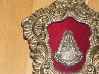 Antigua reliquia relicario Virgen del Rocío dorado