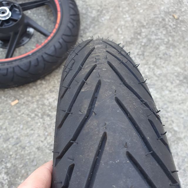 Llantas y ruedas 110/80/17 90/90/17