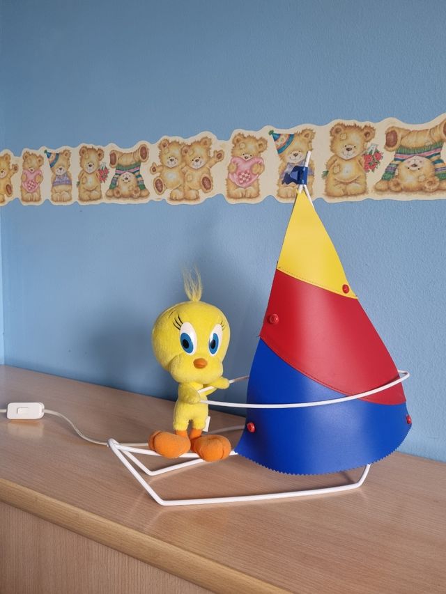 Conjunto lámpara infantil techo y mesilla