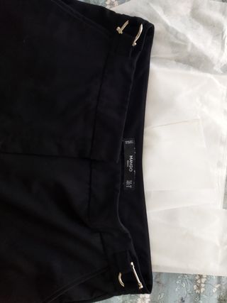 Pantalón traje Mango.