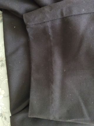 Pantalón traje Mango.