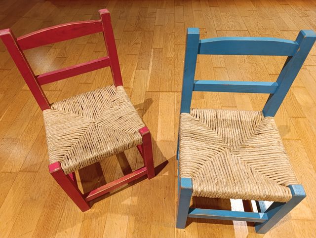 Cadiretes de fusta infantils