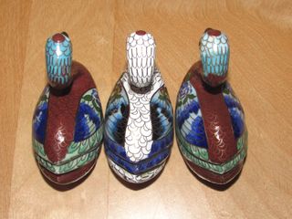 Tres aves patos cisnes pájaros chinos cloisonné