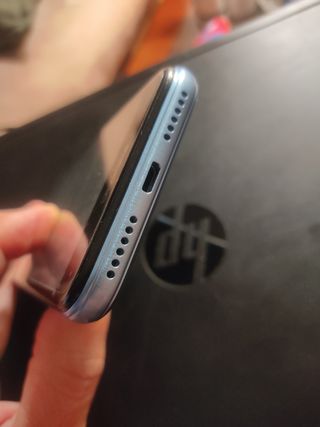 Teléfono Doogee X70