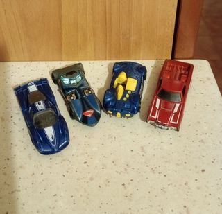 4 macchinine hot Wells