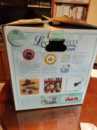 Aspirador con filtro de agua