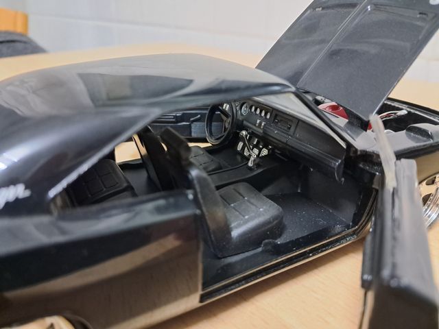 Dodge Charger 1:24