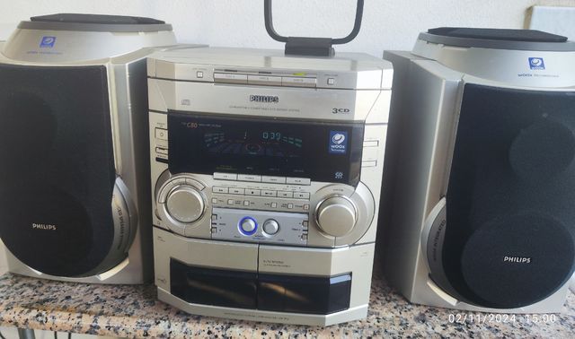 Philips stereo radio CD cassette