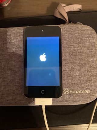 IPOD TOUCH.