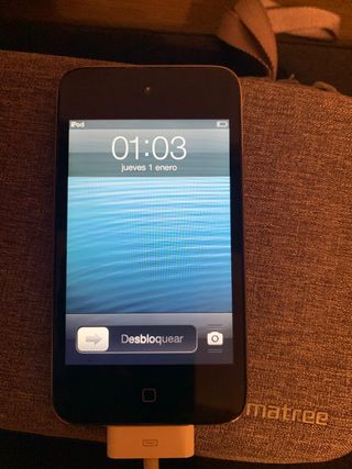 IPOD TOUCH.
