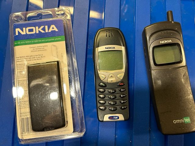 Articoli Nokia vari telefoni vintage